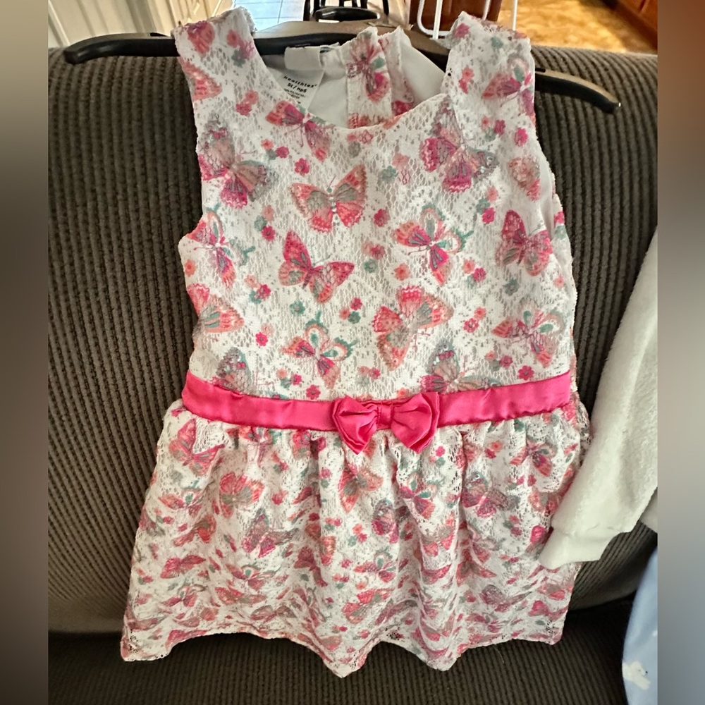 Girls clothing lot size 5T - Picture 6 of 7